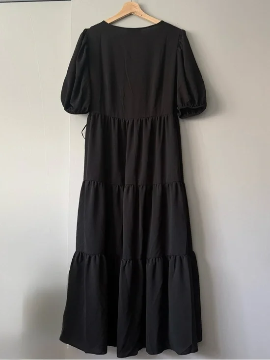NWT ASOS Curve Black Tiered Wrap Midi Dress - Picture 6 of 6